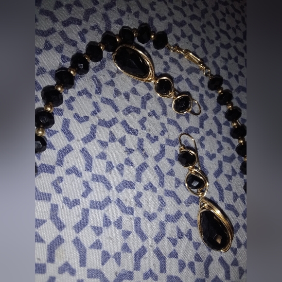 Pretty Necklace set 😍 😍 - Picture 10 of 12